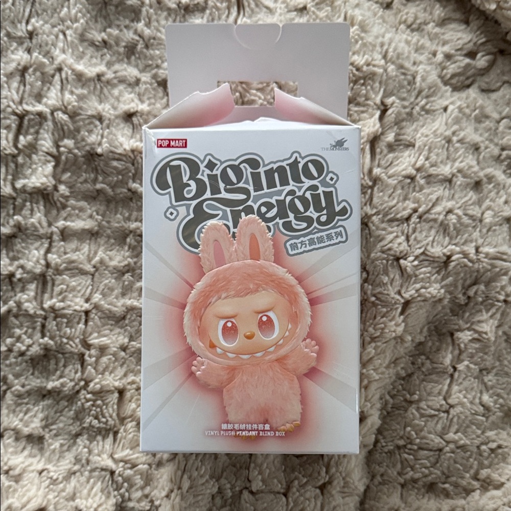 Pop Mart *NEW* AUTHENTIC LABUBU Big-into Energy plush (LOVE)w/Figure Box & card